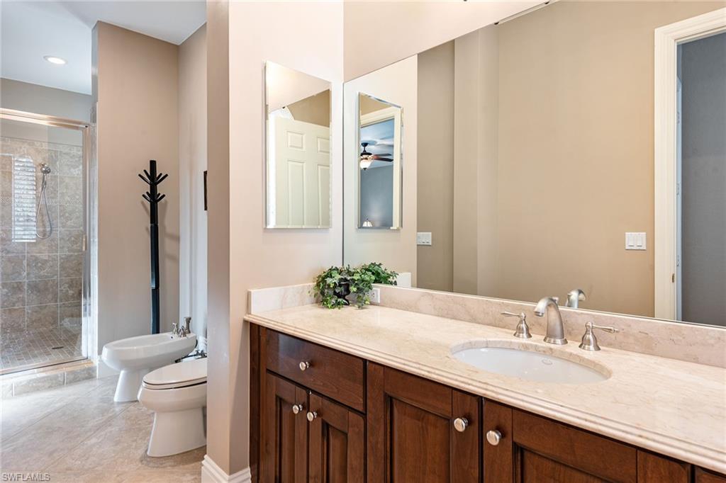 9284 Menaggio Ct 202 Property Photo 25
