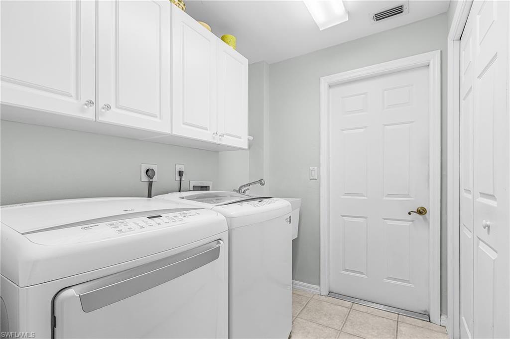 590 Lambton Ln Property Photo 18