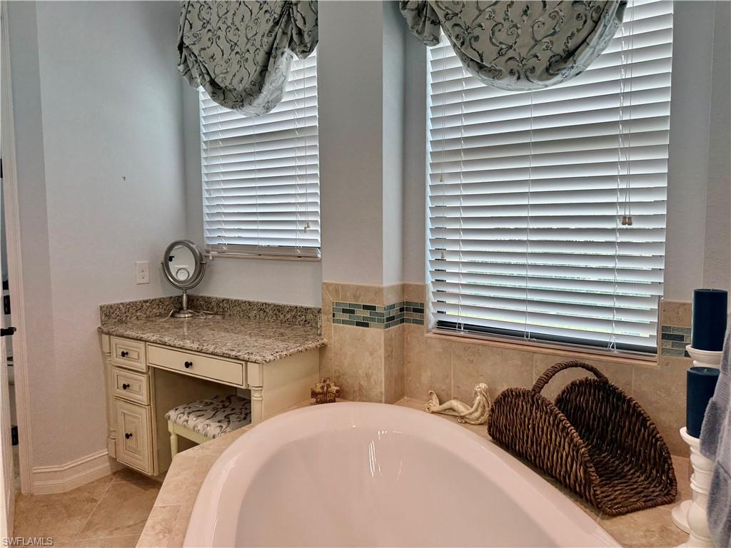 9923 Corso Bello Dr Property Photo 25