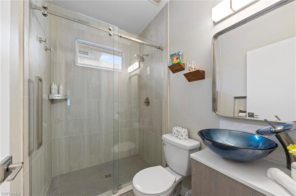 1282 Venetian Way Property Photo 27