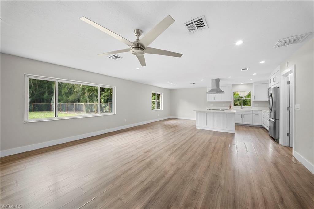5750 Westport Ln Property Photo 11