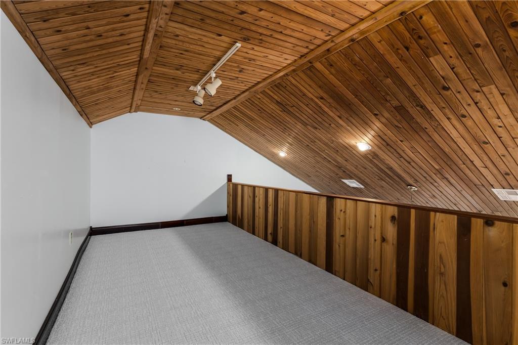4045 Skyway Dr Property Photo 24