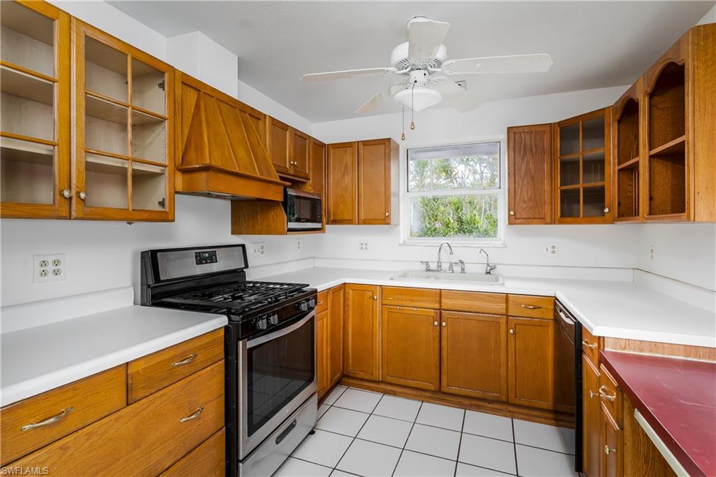 4045 Skyway Dr Property Photo 25