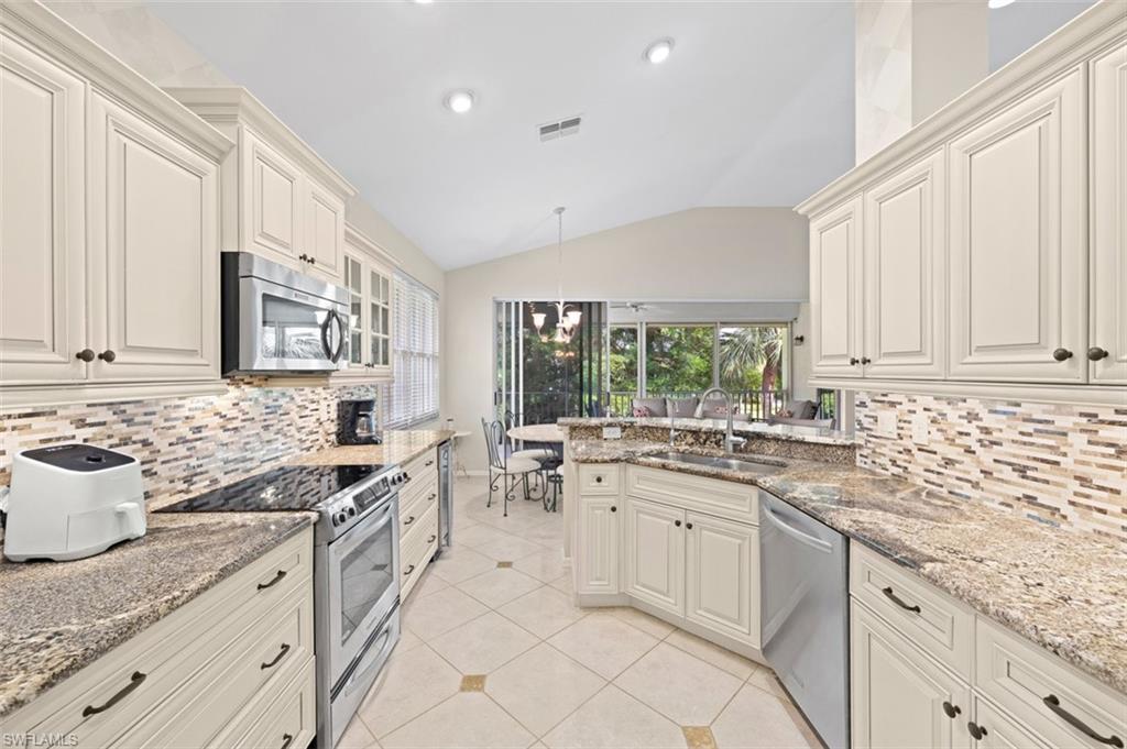 26950 Montego Pointe Ct 201 Property Photo 5
