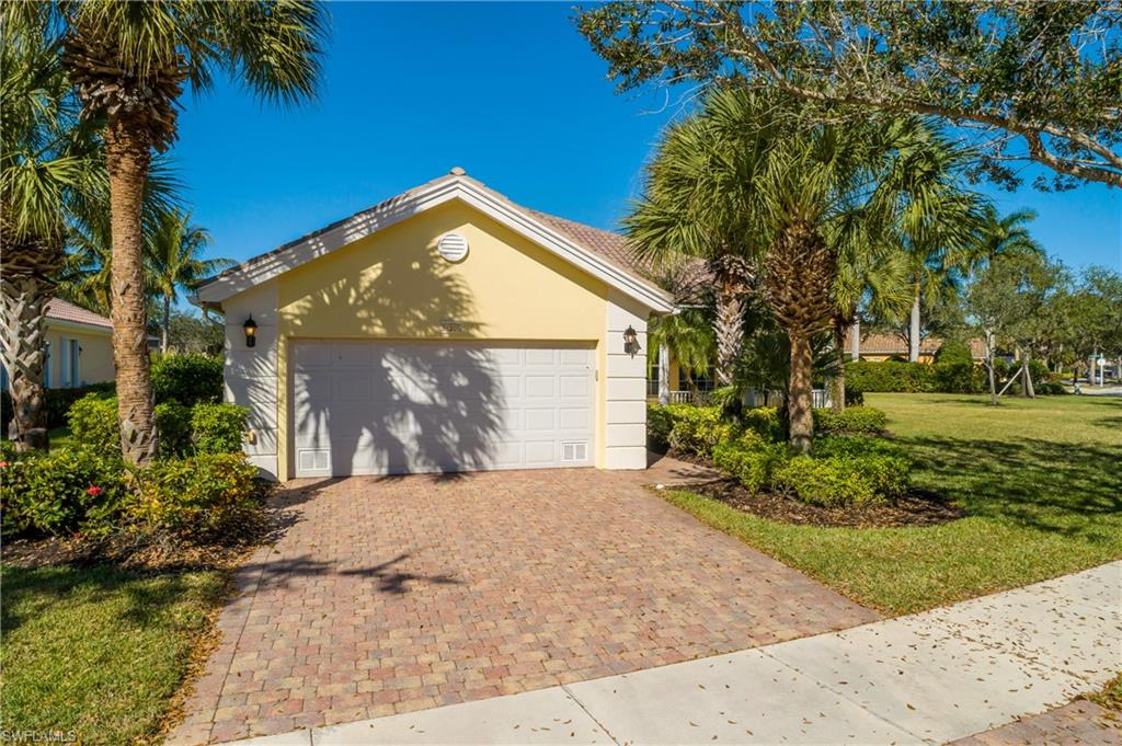 28308 Moray Dr Property Photo 1