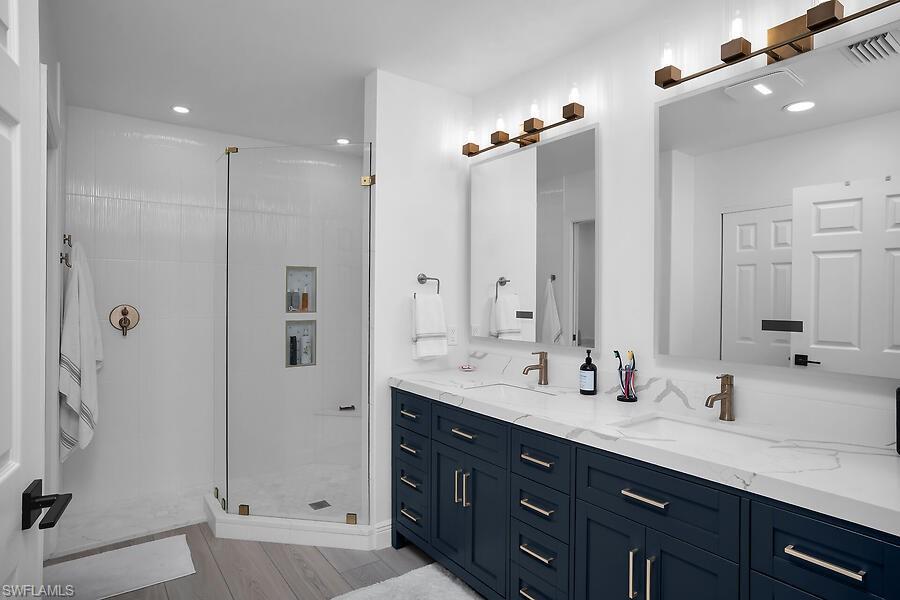 1252 Rialto Way 102 Property Photo 13