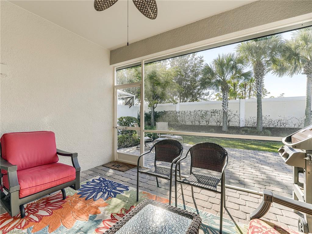10641 Jackson Square Dr Property Photo 28
