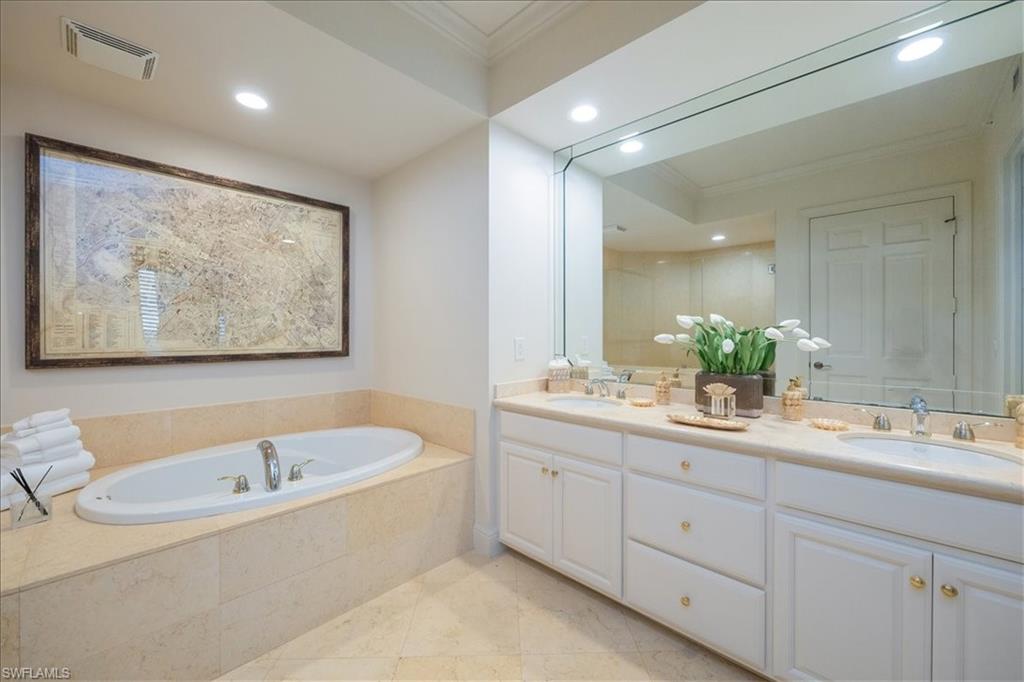 285 Grande Way 706 Property Photo 14