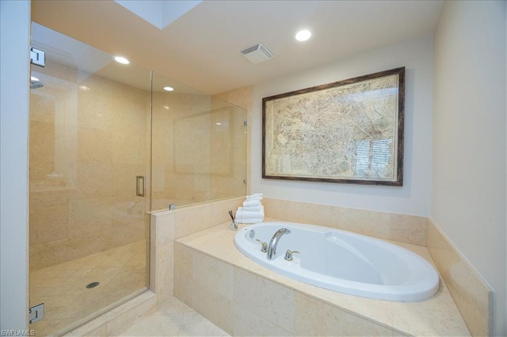 285 Grande Way 706 Property Photo 15
