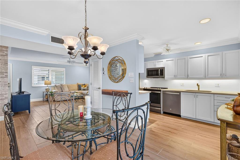 788 Park Shore Dr D36 Property Photo 7