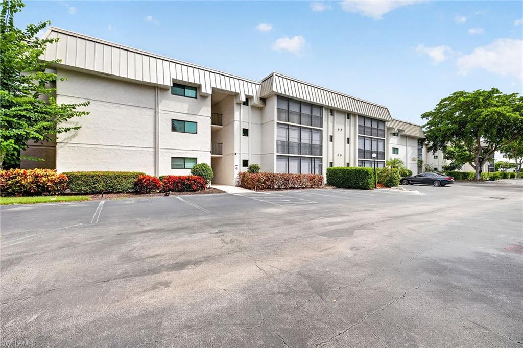 788 Park Shore Dr D36 Property Photo 28