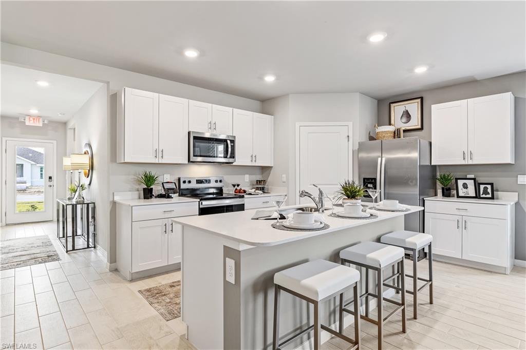 226033716 Property Photo 6