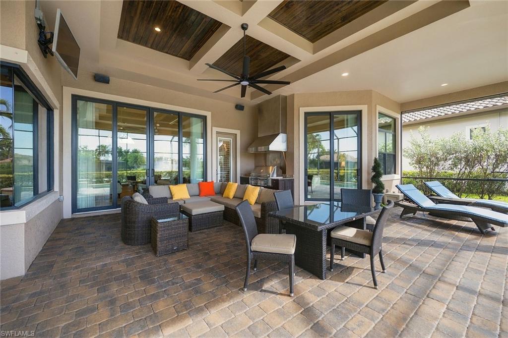 6646 Costa Cir Property Photo 29