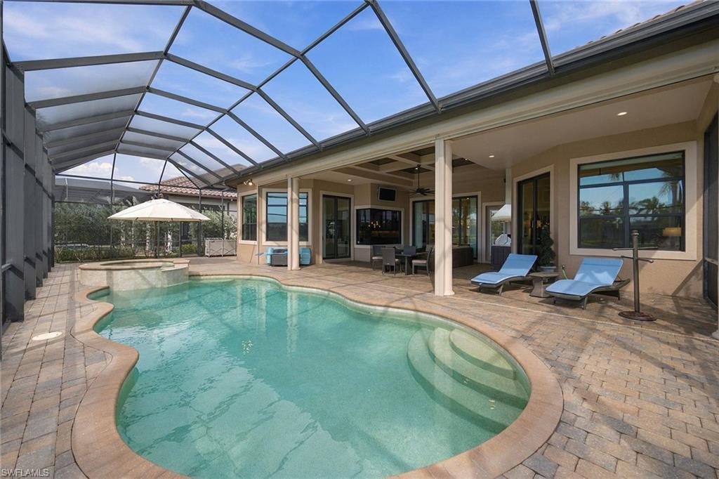 6646 Costa Cir Property Photo 33