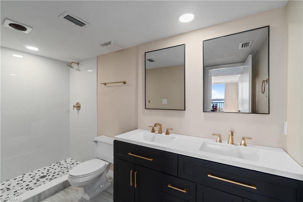 8400 Estero Blvd 303 Property Photo 19