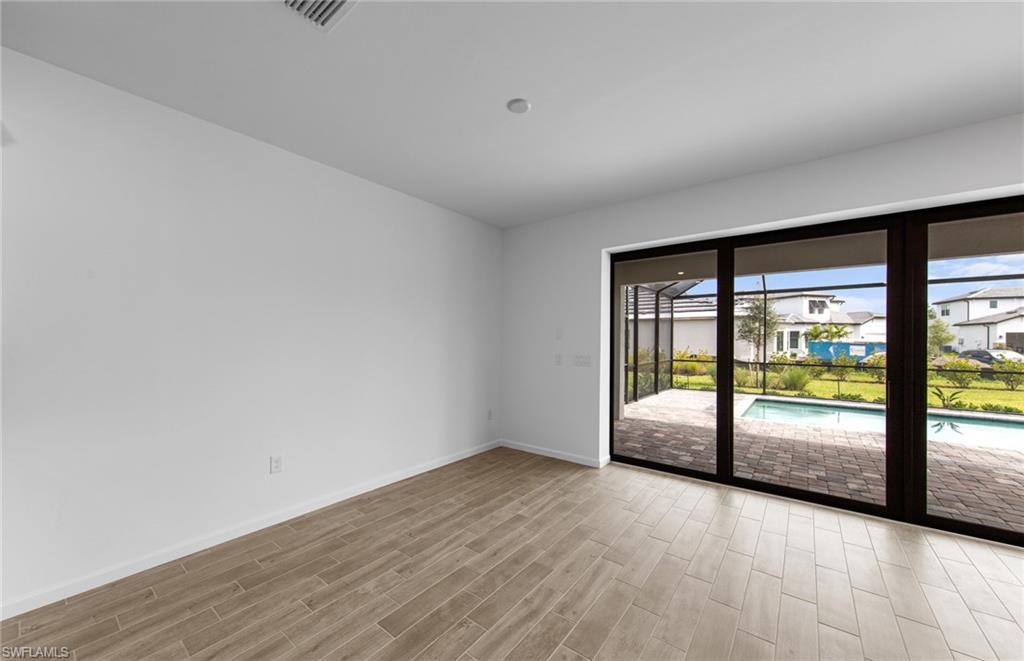 2084 Freemont Way Property Photo 18