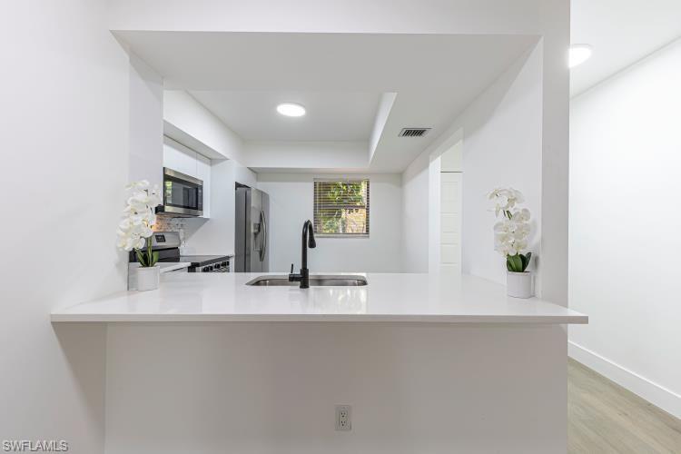 1765 Courtyard Way 103 Property Photo 4