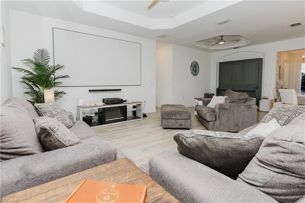 5959 Sunningdale St Property Photo 15