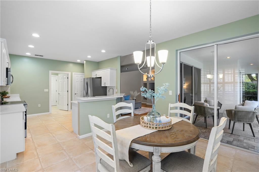 9463 Oak Strand Dr Property Photo 13