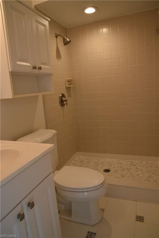 735 98th Ave N Property Photo 17