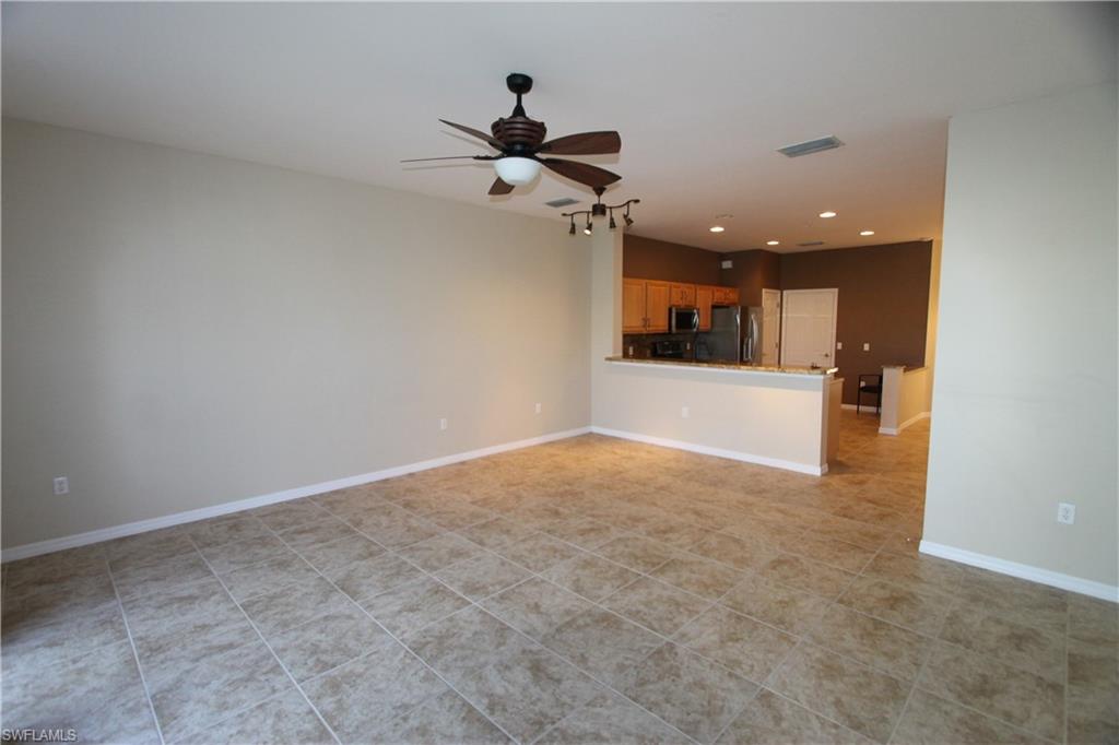 1056 Hampton Cir Property Photo 5