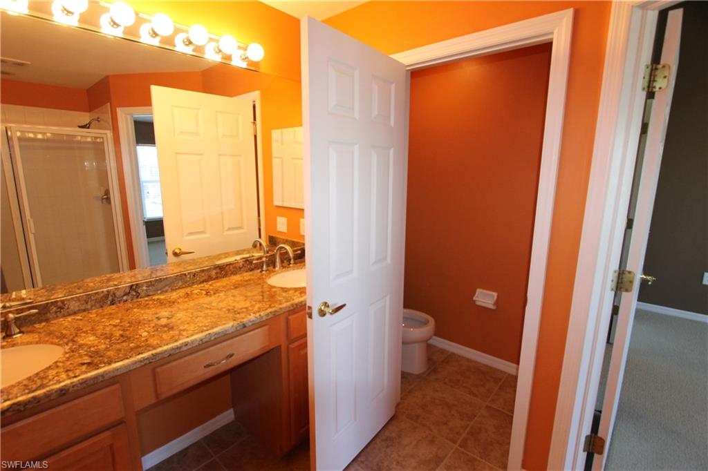1056 Hampton Cir Property Photo 17