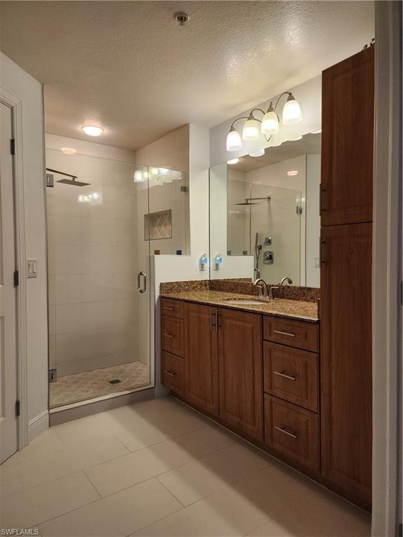 2825 Palm Beach Blvd Property Photo 11