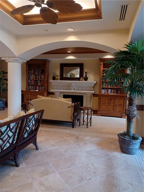 2825 Palm Beach Blvd Property Photo 24