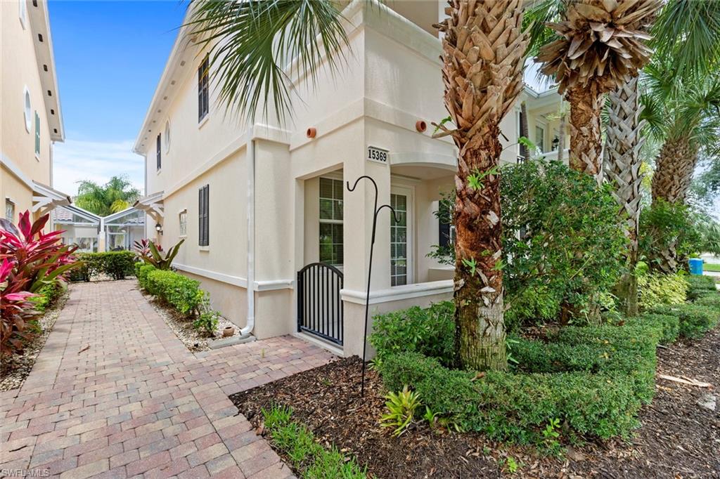 15369 Laughing Gull Ln Property Photo 1
