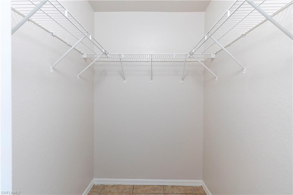 713 Cardinal St E Property Photo 12