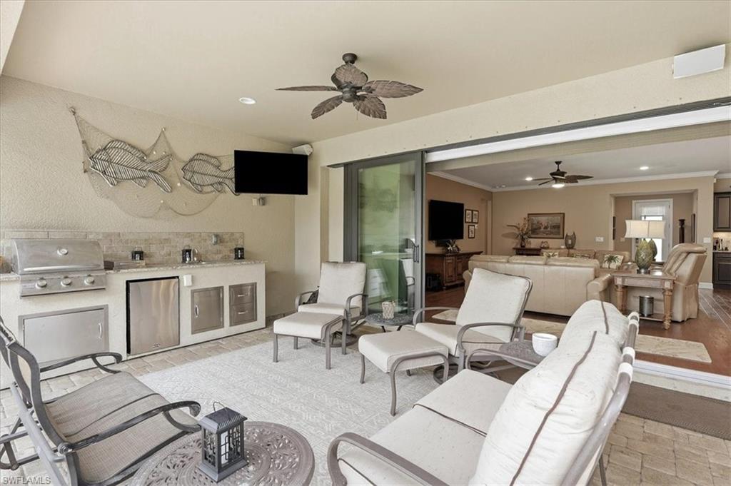 11030 Castlereagh St Property Photo 12