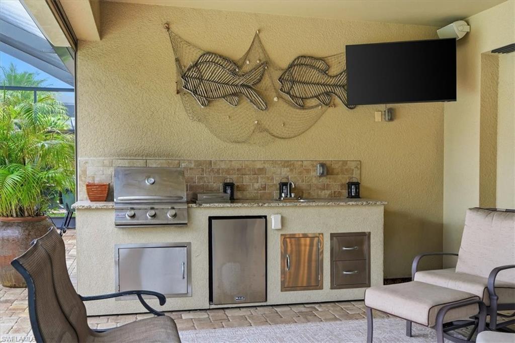 11030 Castlereagh St Property Photo 13