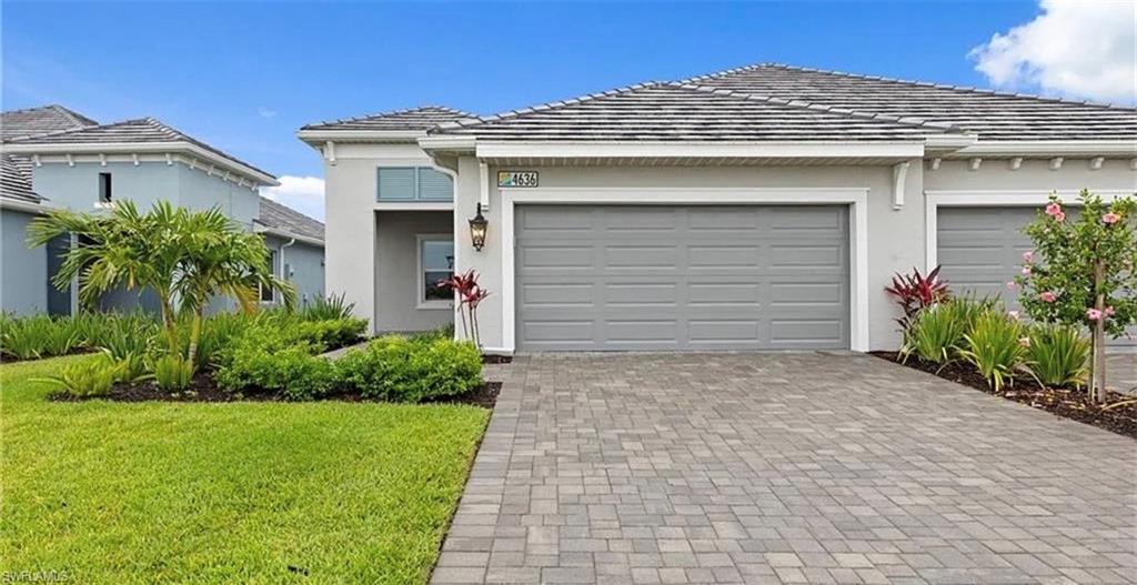 4636 Skysail Dr Property Photo 2