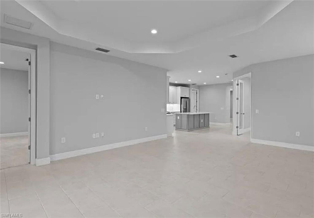 4636 Skysail Dr Property Photo 12