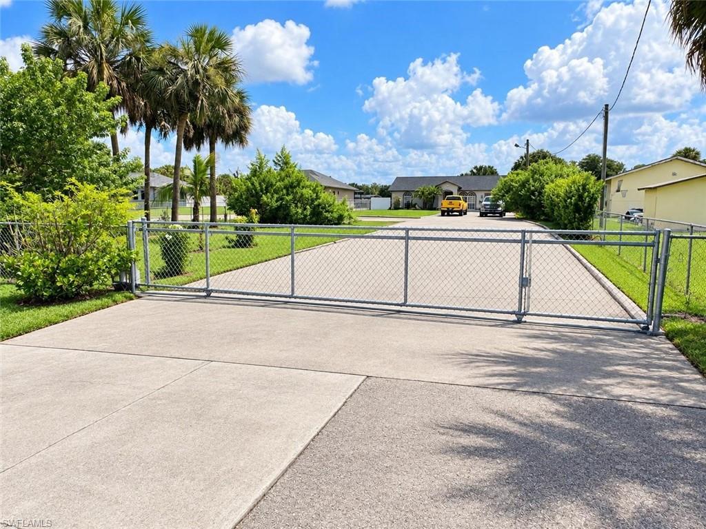 3180 Everglades Blvd S Property Photo 2