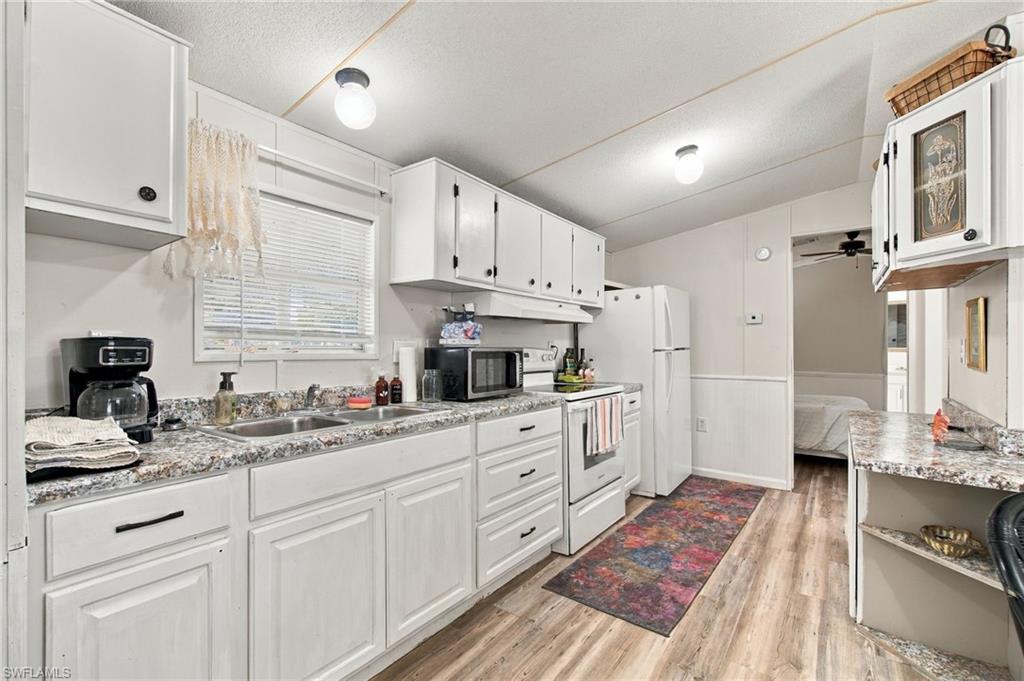 1241 Lopez Ln Property Photo 25