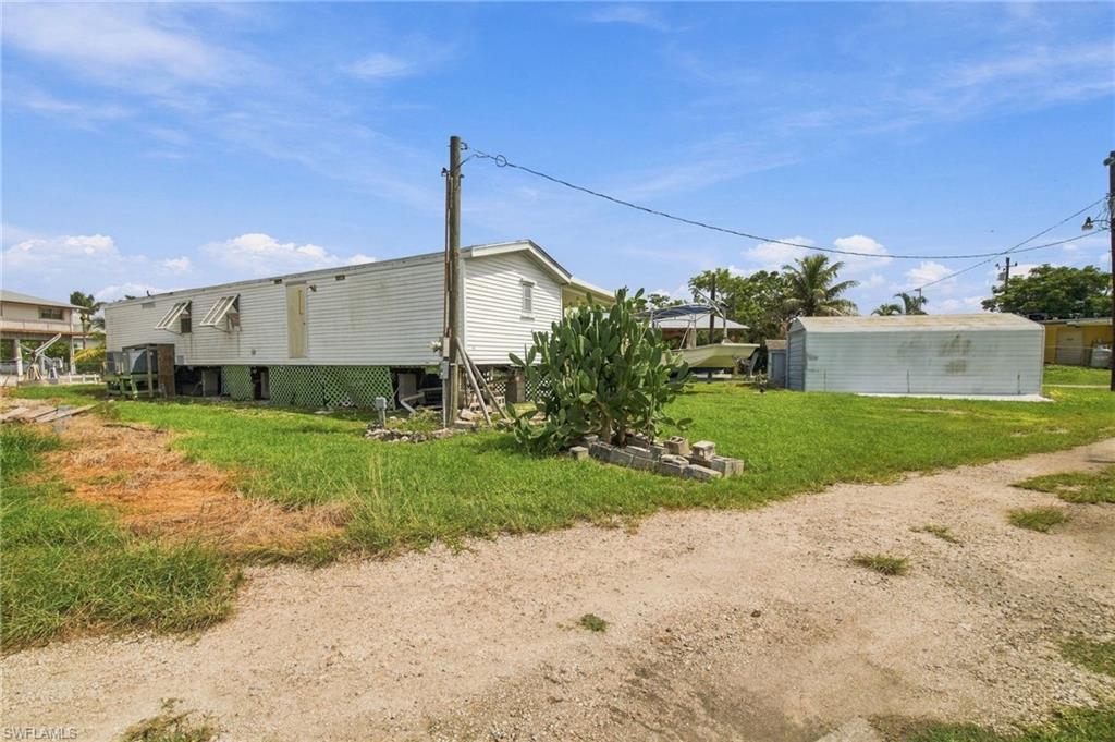 1241 Lopez Ln Property Photo 39