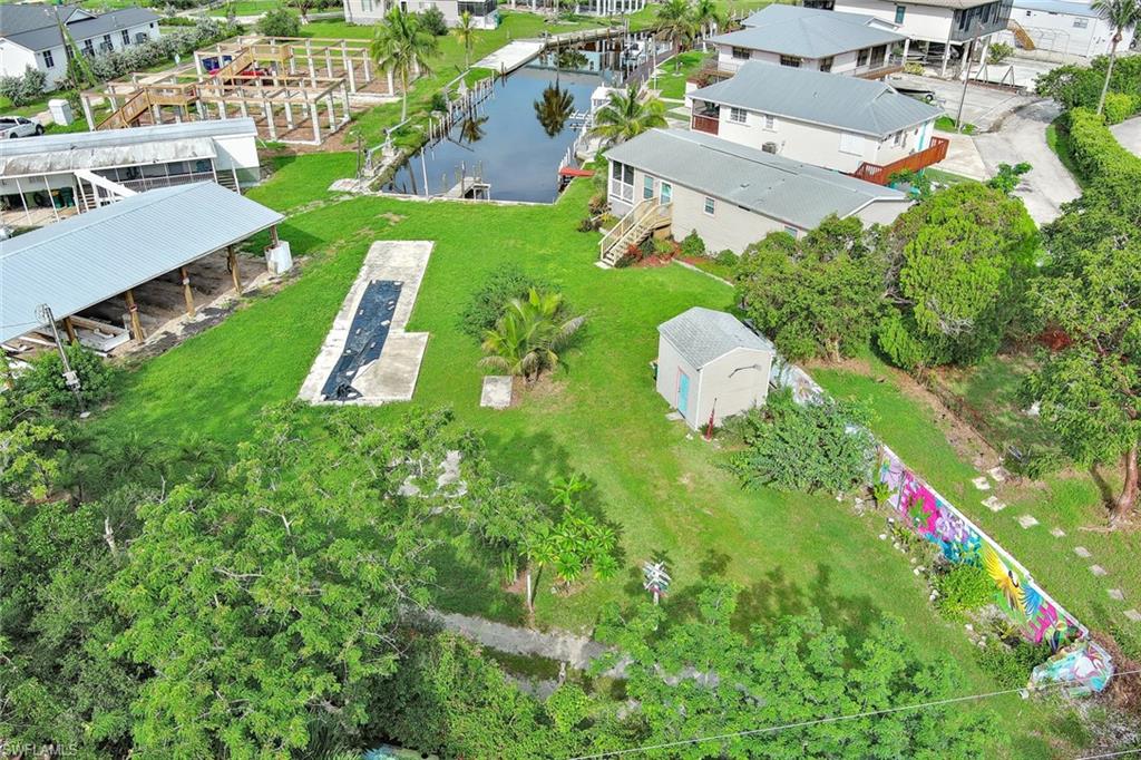 1245 Lopez Ln Property Photo 4