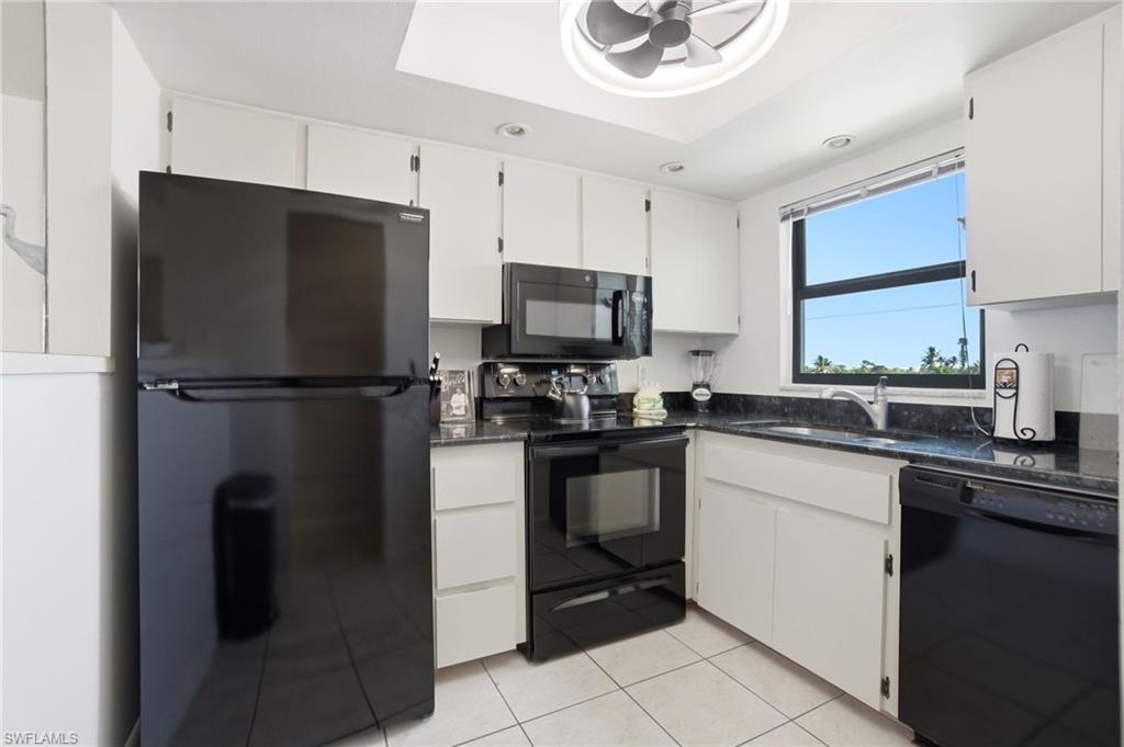 4450 Estero Blvd 403 Property Photo 6