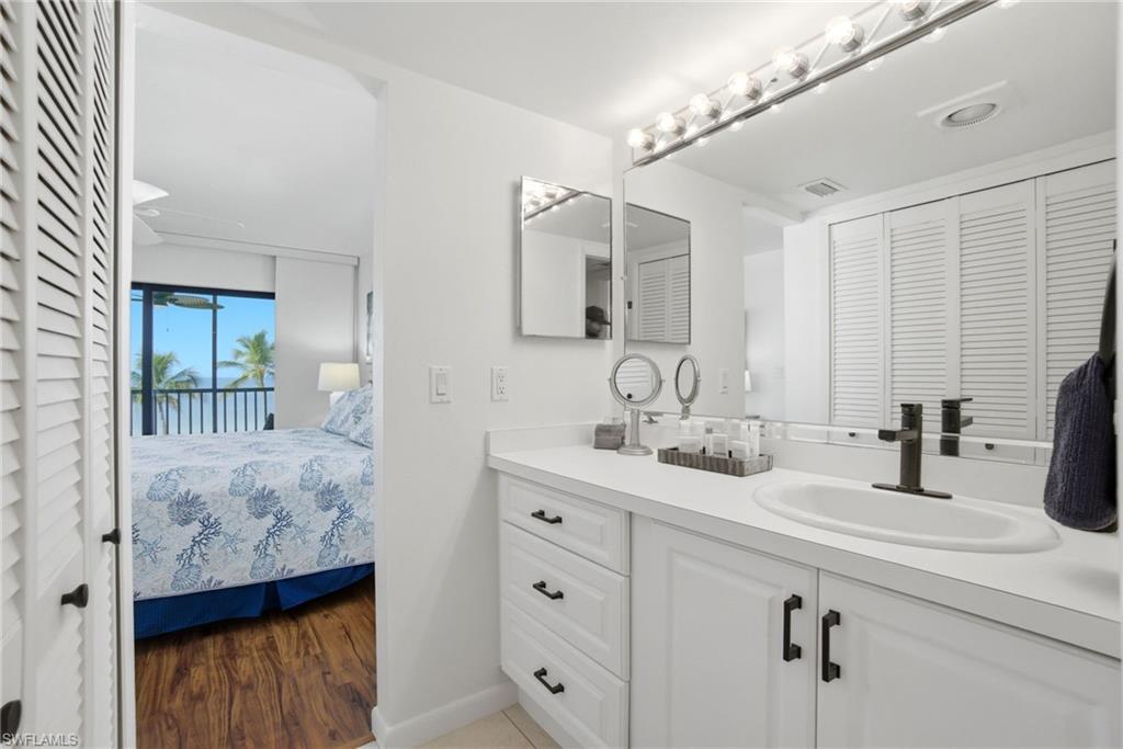 4450 Estero Blvd 403 Property Photo 16