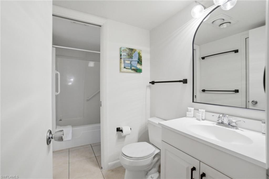 4450 Estero Blvd 403 Property Photo 22