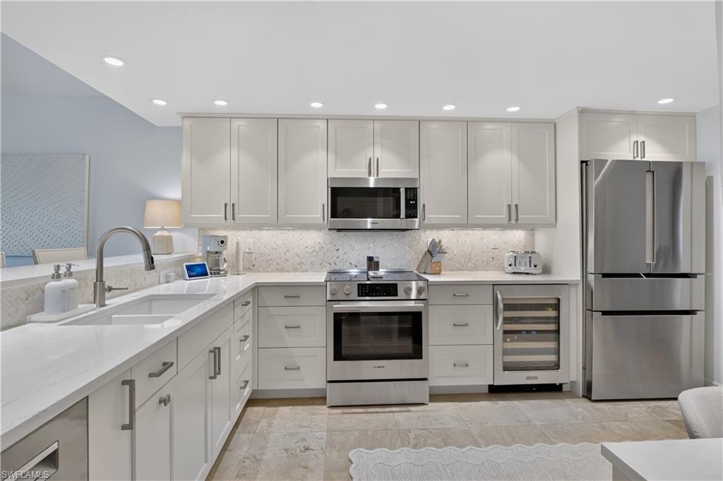 6350 Pelican Bay Blvd B206 Property Photo 11