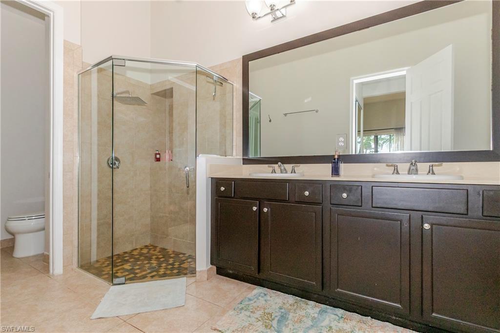 5104 Salerno St Property Photo 20