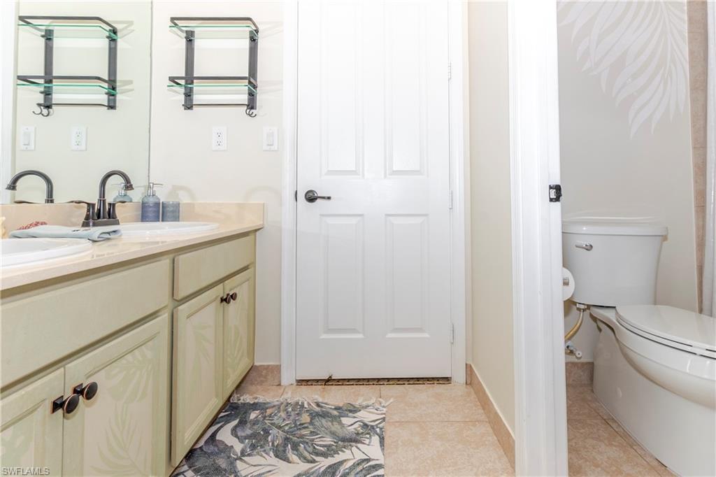 5104 Salerno St Property Photo 24
