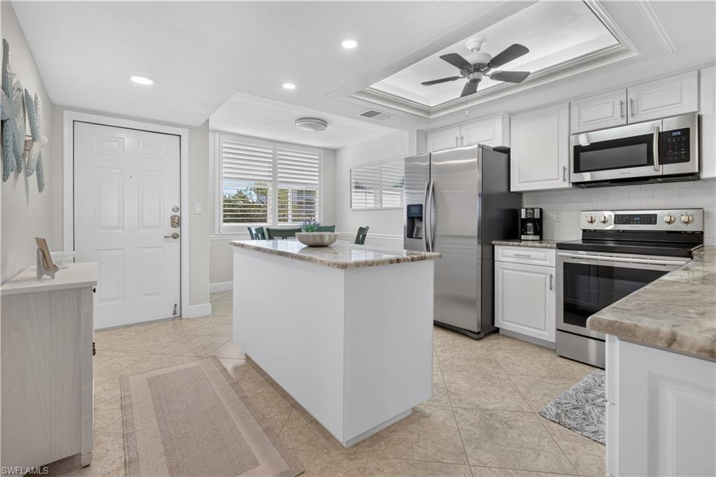 270 Naples Cove Dr 3403 Property Photo 11