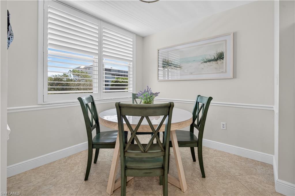 270 Naples Cove Dr 3403 Property Photo 15
