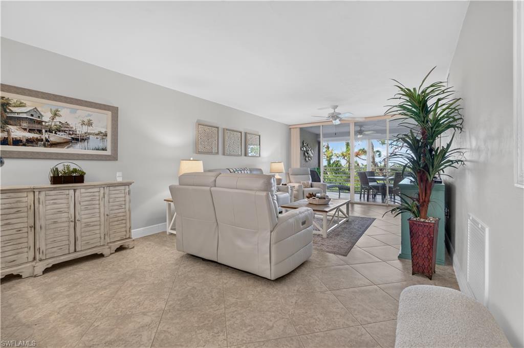 270 Naples Cove Dr 3403 Property Photo 17