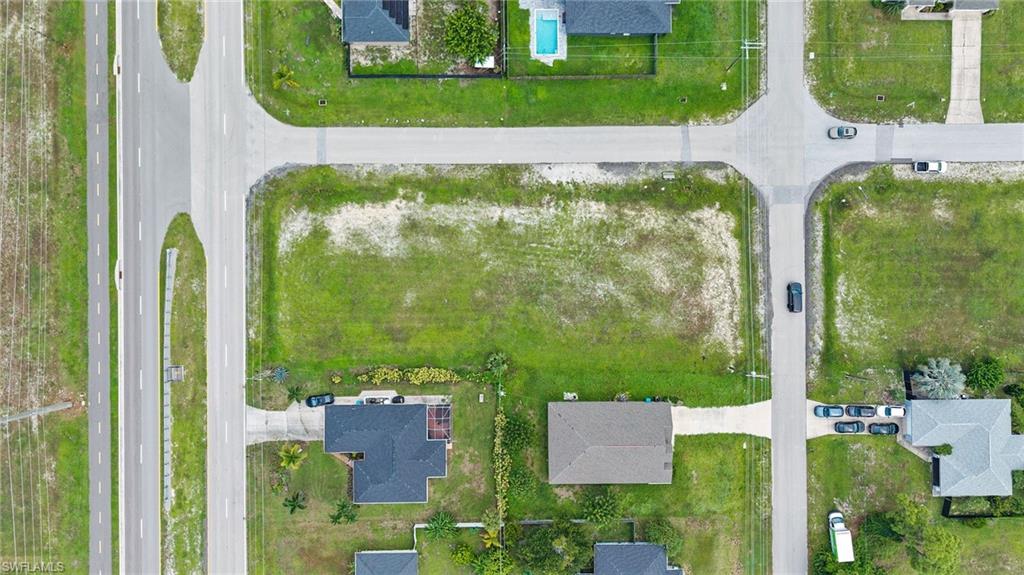 2114 Kismet Pkwy W Property Photo 9