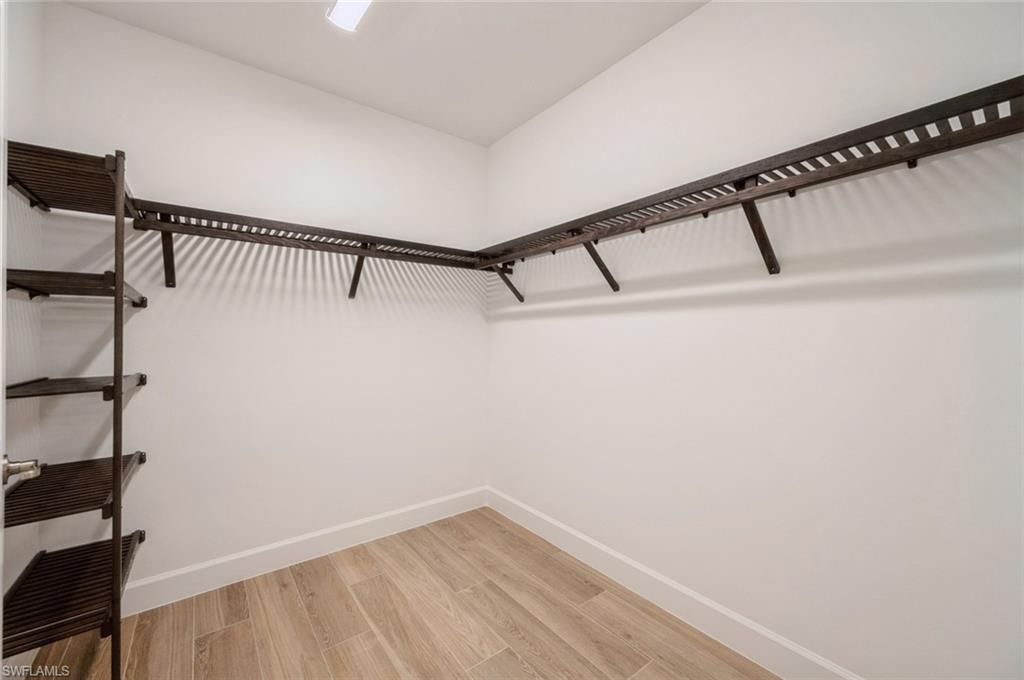 16907 Fairgrove Way 4-101 Property Photo 10
