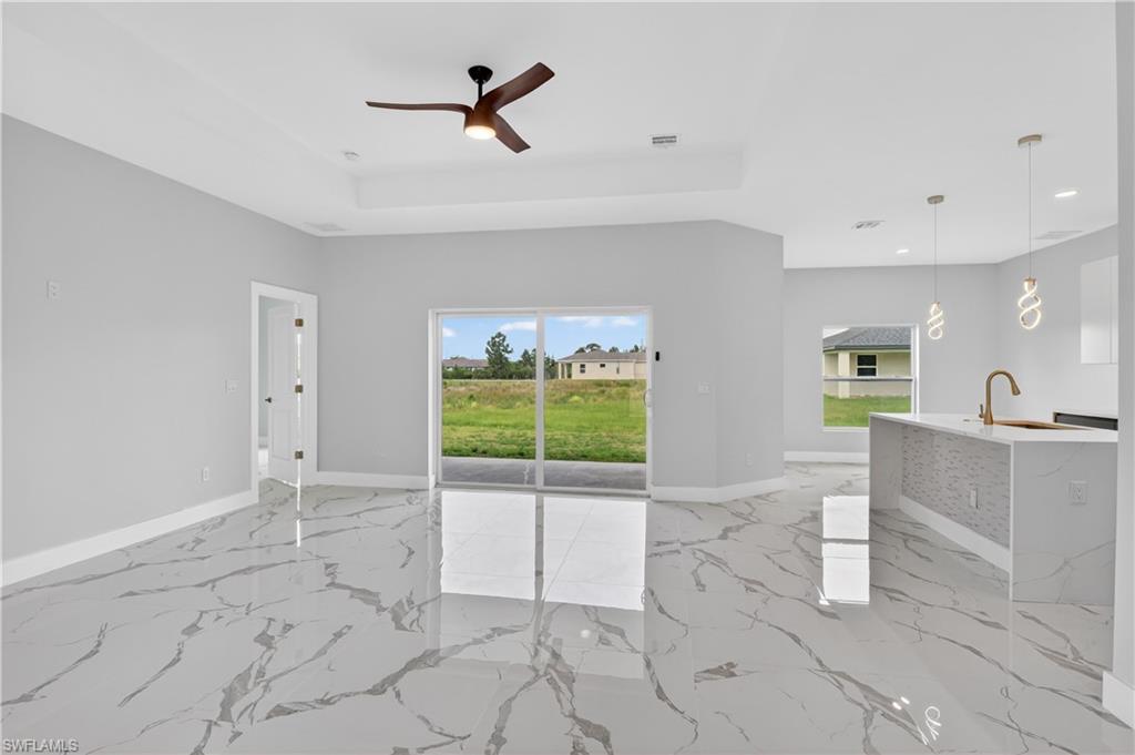 454 Mercedes Ct Property Photo 13